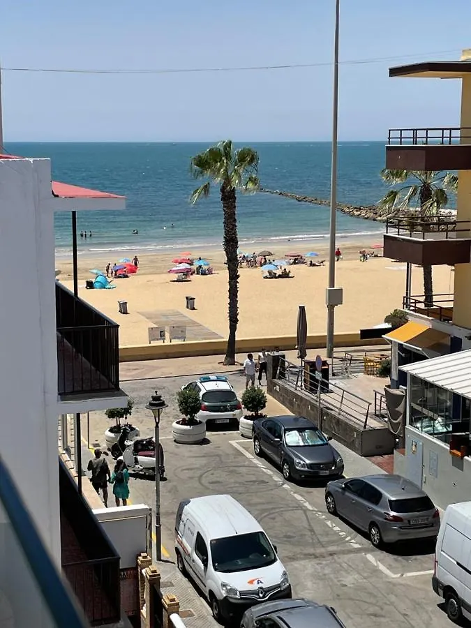 Vistas Al Mar A 10 Metros De La Playa De Regla Parking Gratis Apartment Chipiona 0*,  Spain